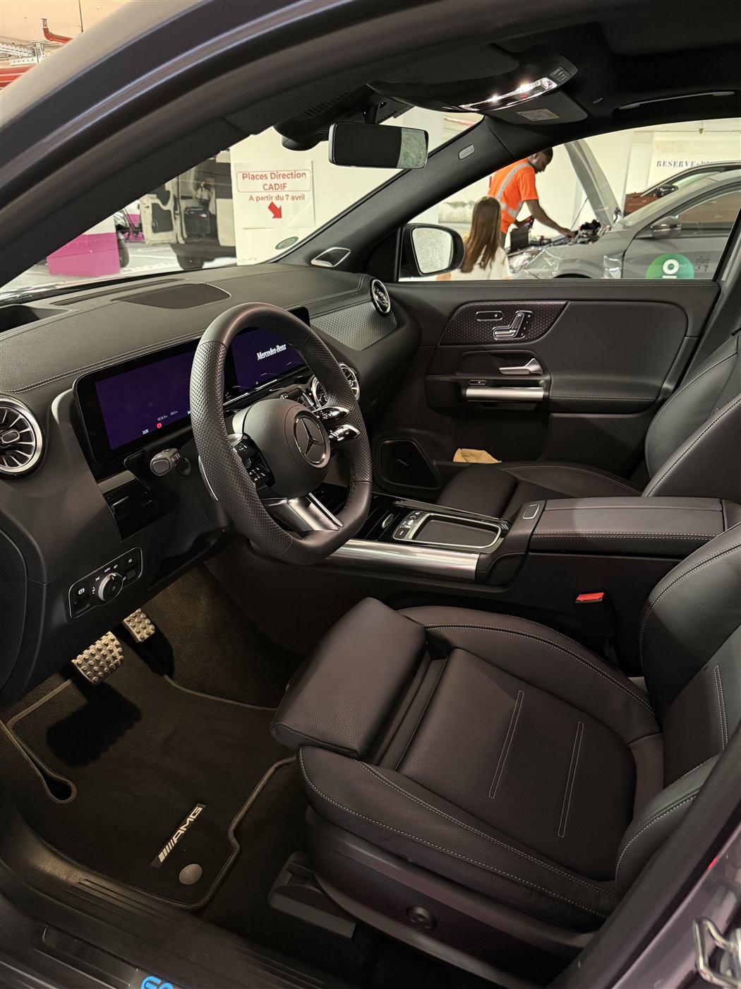 Intérieur Mercedes nettoyé par Mister Propre